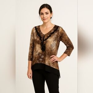 V neck Floral  3/4 sleeve Blouse Asymmetric Hem Small